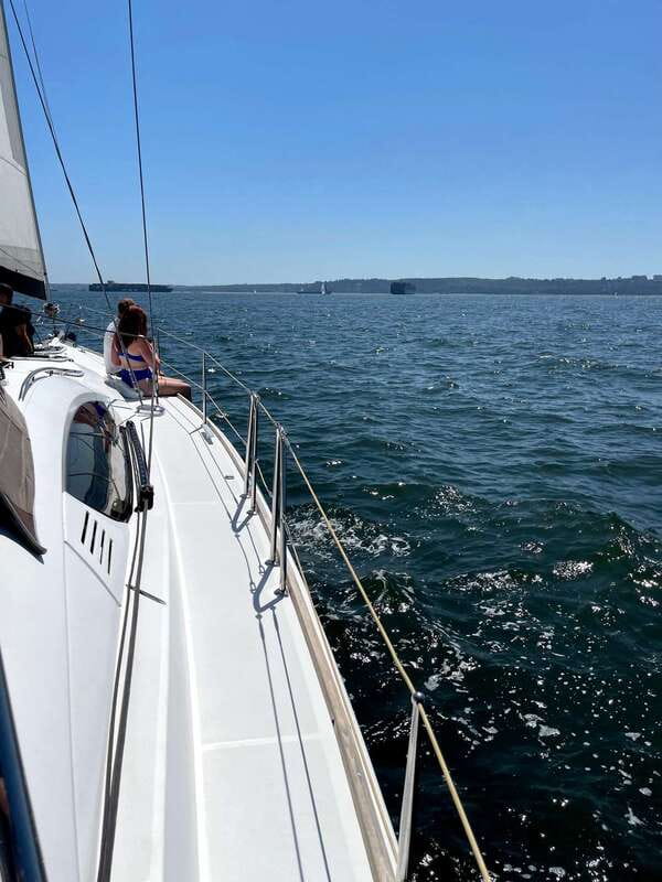 Vancouver: Mosquito Creek and English Bay Sailboat Cruise - North Vancouver check-in and the 5-minute safety briefing