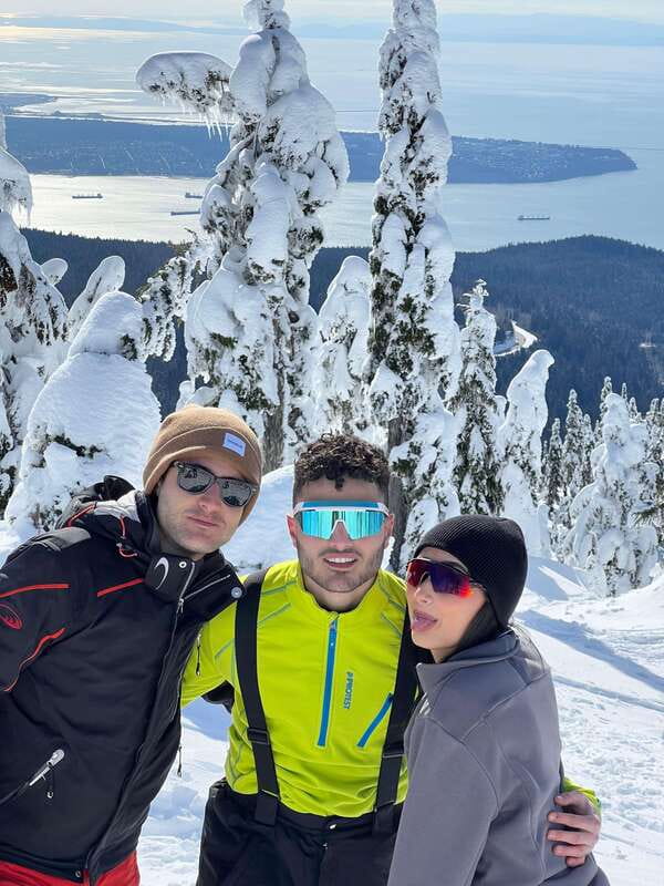 Vancouver: North Shore Mountains Snowshoeing with Transfer - Gear, Local Guide, and a Small Group That Makes the Tour Better