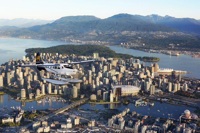 Vancouver Panorama Scenic Seaplane Tour - Takeoff from the harbor: watching the city appear from the water