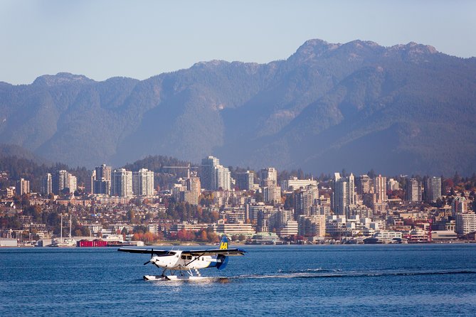 Vancouver Panorama Scenic Seaplane Tour - Stanley Park, downtown skyline, and the Lions Gate Bridge view