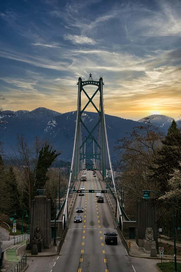 Vancouver: Private City Sights Tour by Minibus (3hrs) - Prospect Point to the North Shore: The Burrard Inlet View Loop