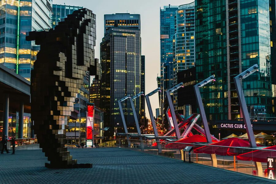 Vancouver: Private City Sights Tour by Minibus (3hrs) - West End, Beach Avenue, and False Creek: Art, English Bay, and a Changed Neighborhood