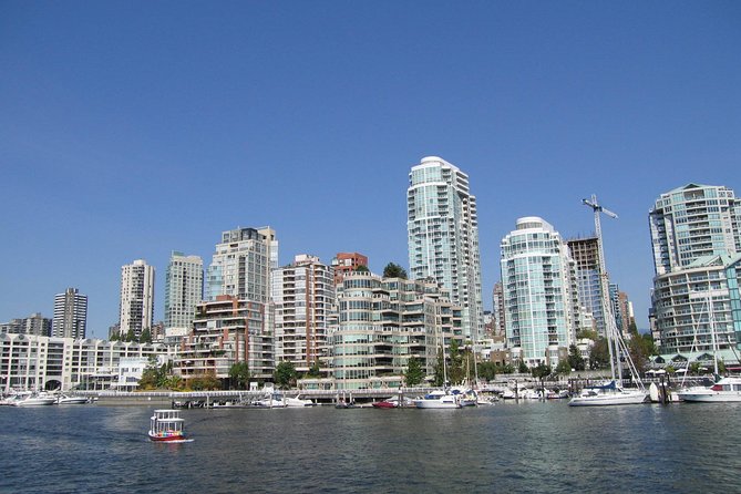 Vancouver Private Tour - Pickup and private guiding: how the day stays easy