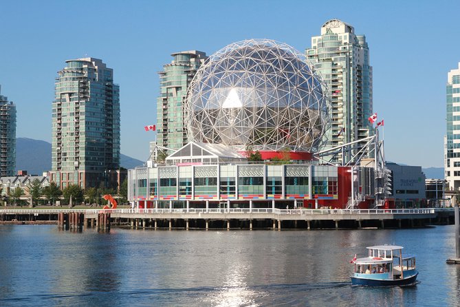 Vancouver Private Tour - Downtown Vancouver to Gastown: old streets, quick photos, real context