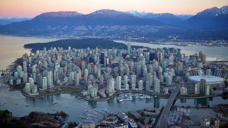 Vancouver: Private Walking Tour with a Local - Getting the best guide match: what to ask for up front