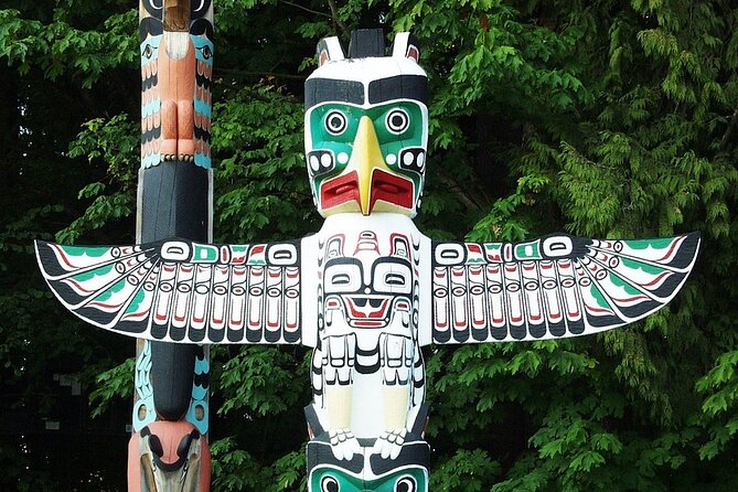 Vancouver's Finest Private Sightseeing Tour - Stanley Park and the Seawall: Real Walking Time in Old-Growth Country