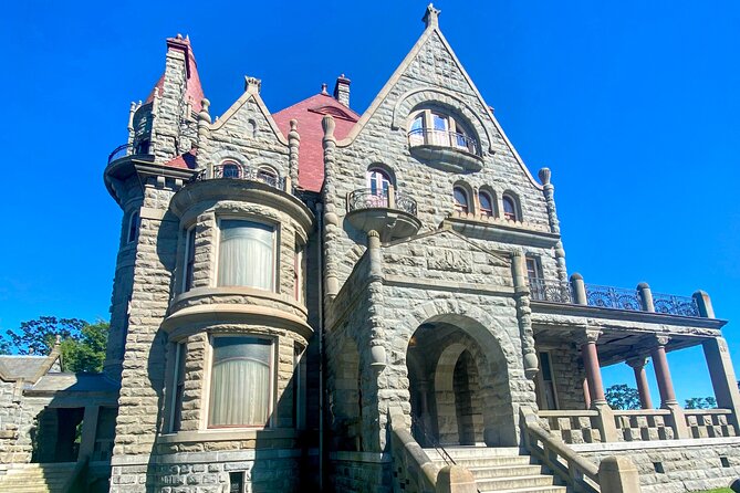Vancouver to Victoria day tour Private - Craigdarroch Castle exterior and Beacon Hill Park: a Victoria snapshot