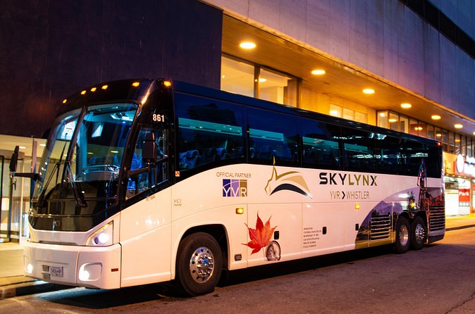 Vancouver to Whistler by EXECUTIVE Bus (Single Trip) - The in-route stop at Squamish (and why it matters)