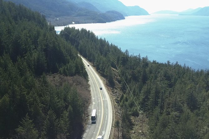 Vancouver to Whistler by EXECUTIVE Bus (Single Trip) - Onboard setup: cleanliness, Wi‑Fi, and a restroom that saves the day
