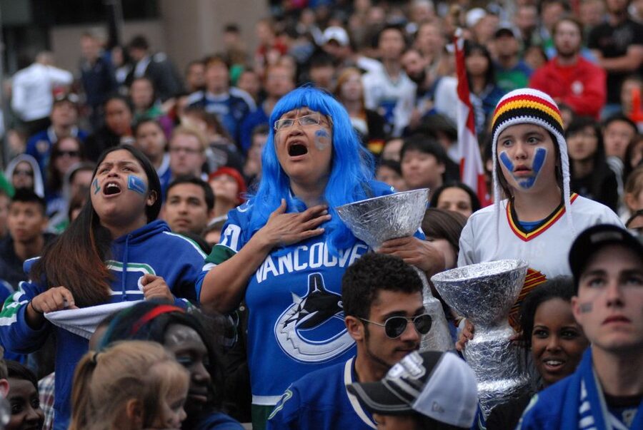 Vancouver: Vancouver Canucks Ice Hockey Game Ticket - Where to stand: understanding budget, regular, and premium seating views