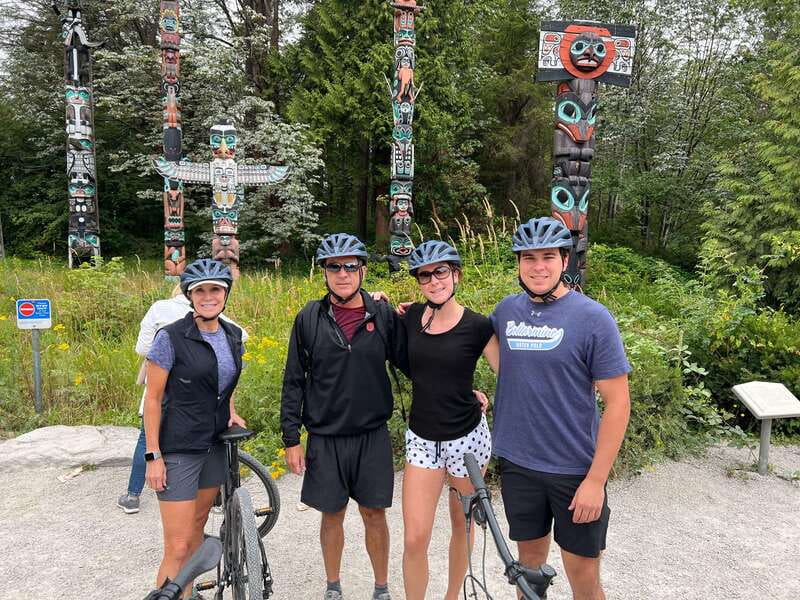 Vancouver Waterfront Guided Bike/E-Bike Tour - Yaletown and English Bay: the seawall finale