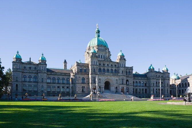 Victoria: Butchart, Mile 0, Harbor 1-Day Tour from Vancouver - One Day, Three Worlds: Ferry, Gardens, and Victoria