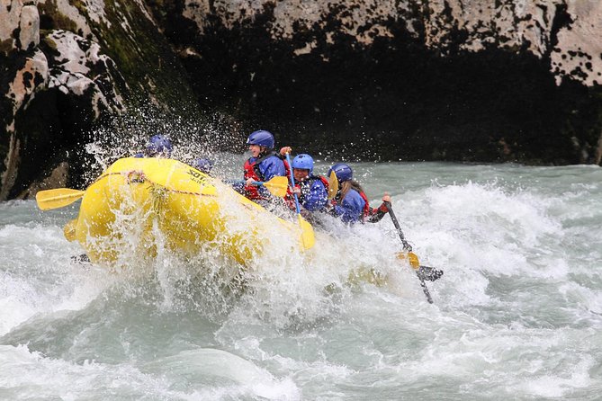 Wet and Wild Elaho Exhilarator Rafting - Devil’s Elbow: the moment the trip earns its name